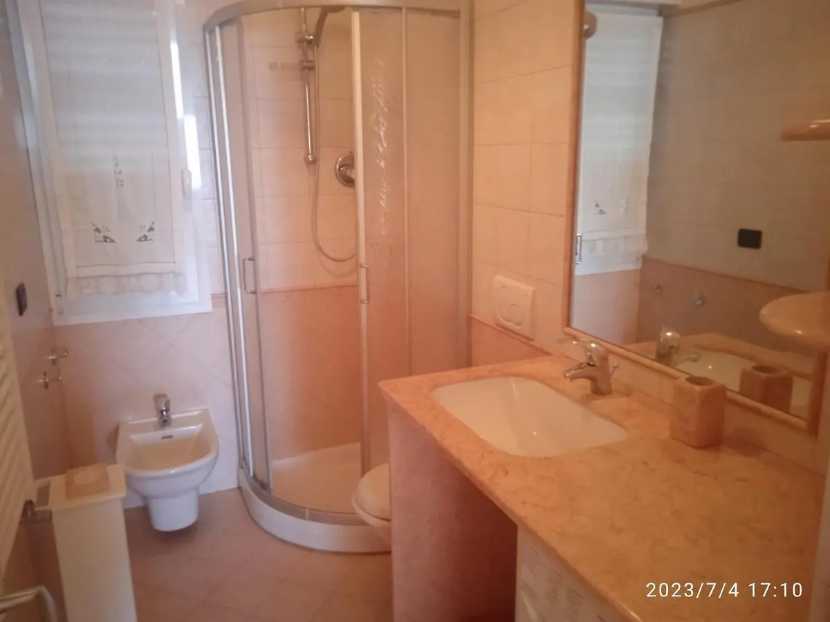 Apartment Appartamento Girasole Albissola Marina